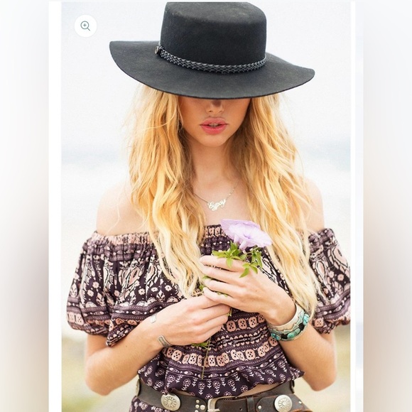 Spell & the Gypsy Collective Gypsiana Pepper off the shoulder top and sk… - Picture 6 of 15